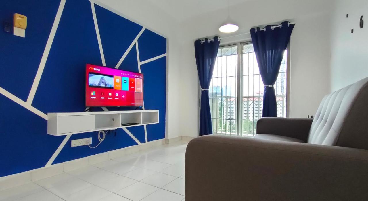 Cozzzzy Two Next To Axiata Arena, Bukit Jalil Appartement *