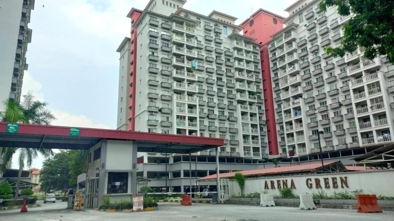 Cozzzzy Two Next To Axiata Arena, Bukit Jalil * Kuala Lumpur