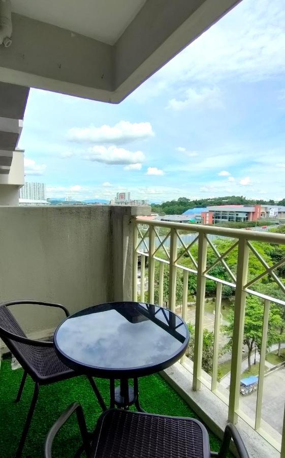 Pangsapuri Cozzzzy Two Next To Axiata Arena, Bukit Jalil